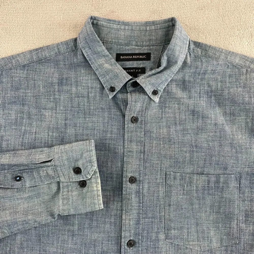 Banana Republic Shirt Men Large Blue Chambray Grant Fit Long Sleeve Preppy